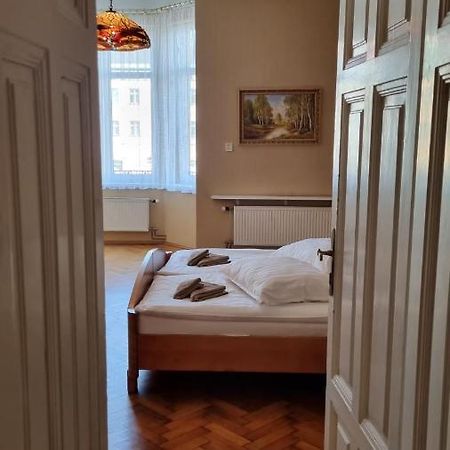 Apartament Rynek 7/1 Apartment Cieszyn  Ngoại thất bức ảnh